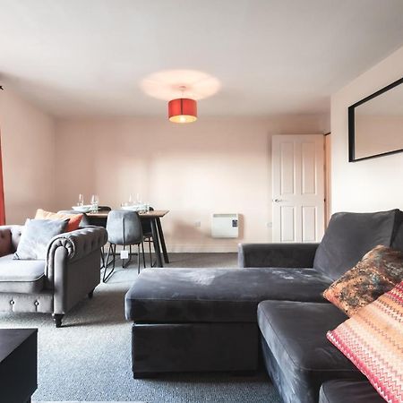 Best Price! 2 Bed City Centre - 4 Single Beds Or 2 Super King, Smart Tvs, Sofa Bed & Free Secure Parking 南安普敦 外观 照片