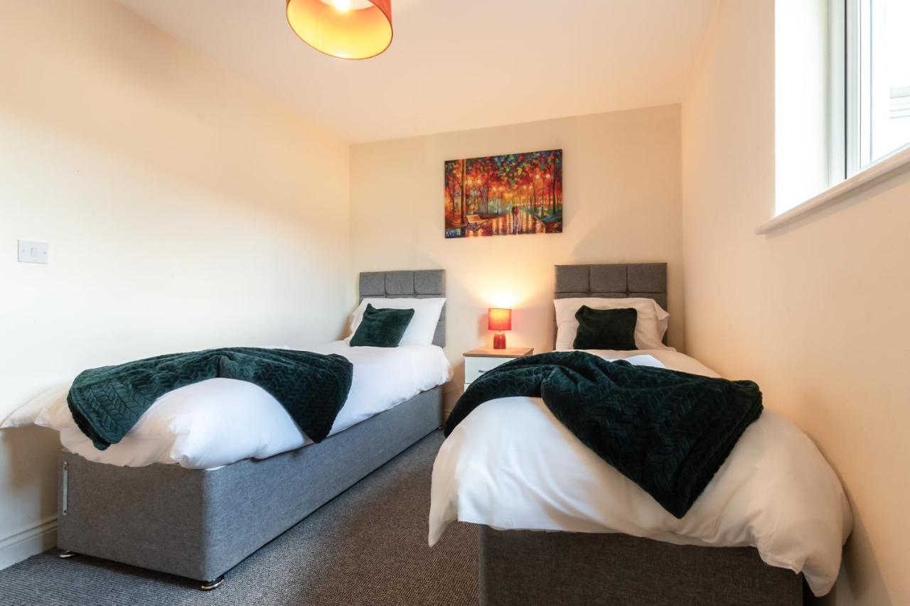 Best Price! 2 Bed City Centre - 4 Single Beds Or 2 Super King, Smart Tvs, Sofa Bed & Free Secure Parking 南安普敦 外观 照片