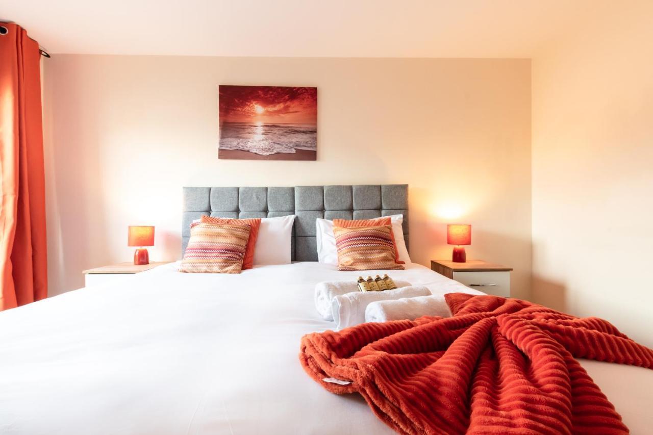 Best Price! 2 Bed City Centre - 4 Single Beds Or 2 Super King, Smart Tvs, Sofa Bed & Free Secure Parking 南安普敦 外观 照片