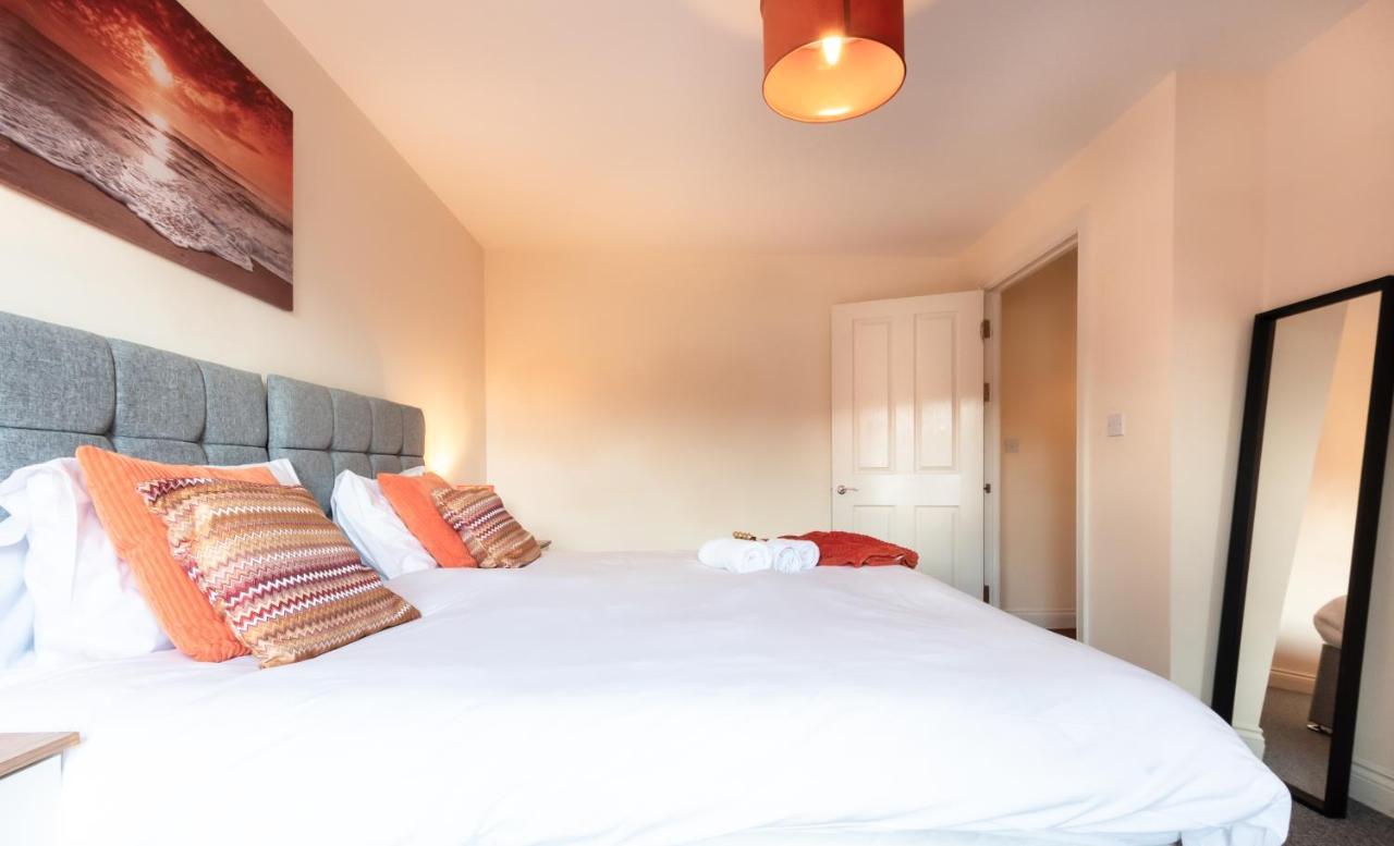 Best Price! 2 Bed City Centre - 4 Single Beds Or 2 Super King, Smart Tvs, Sofa Bed & Free Secure Parking 南安普敦 外观 照片